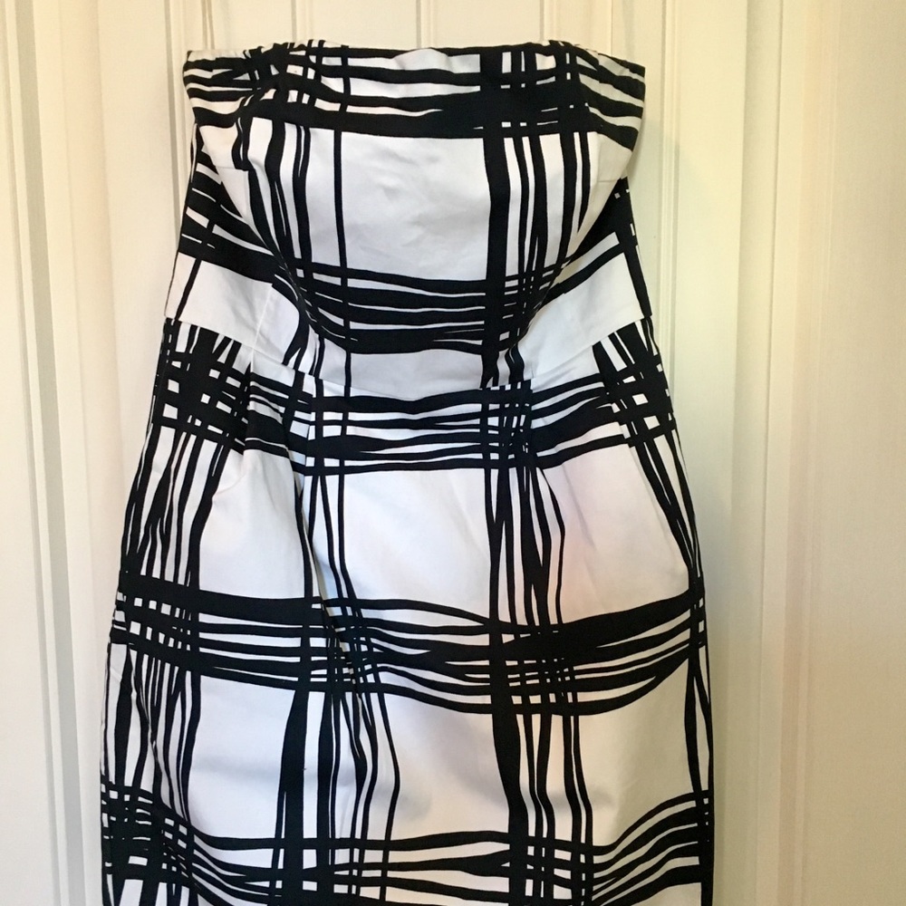 Strapless short dress